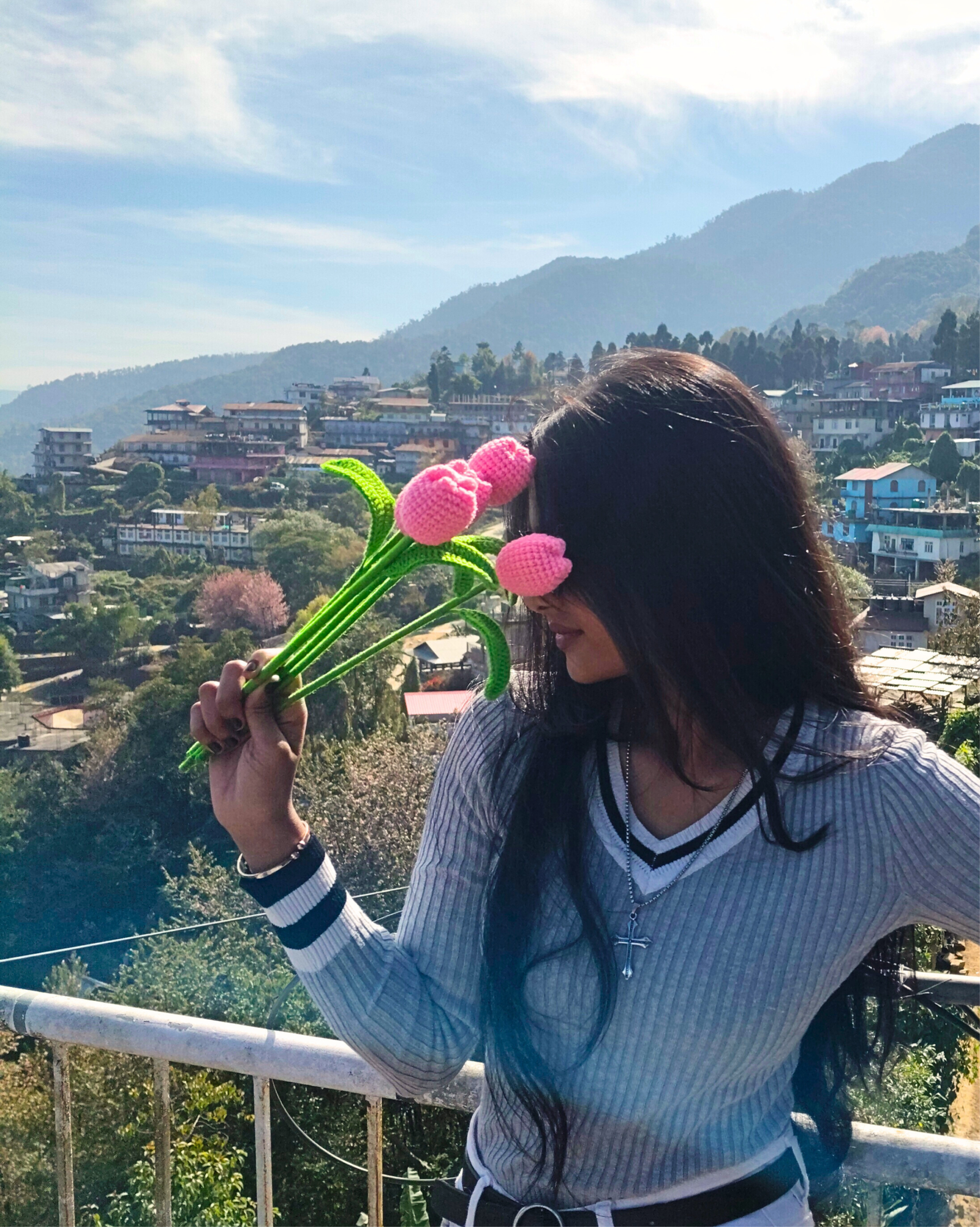 crochet tulip bouquet pink