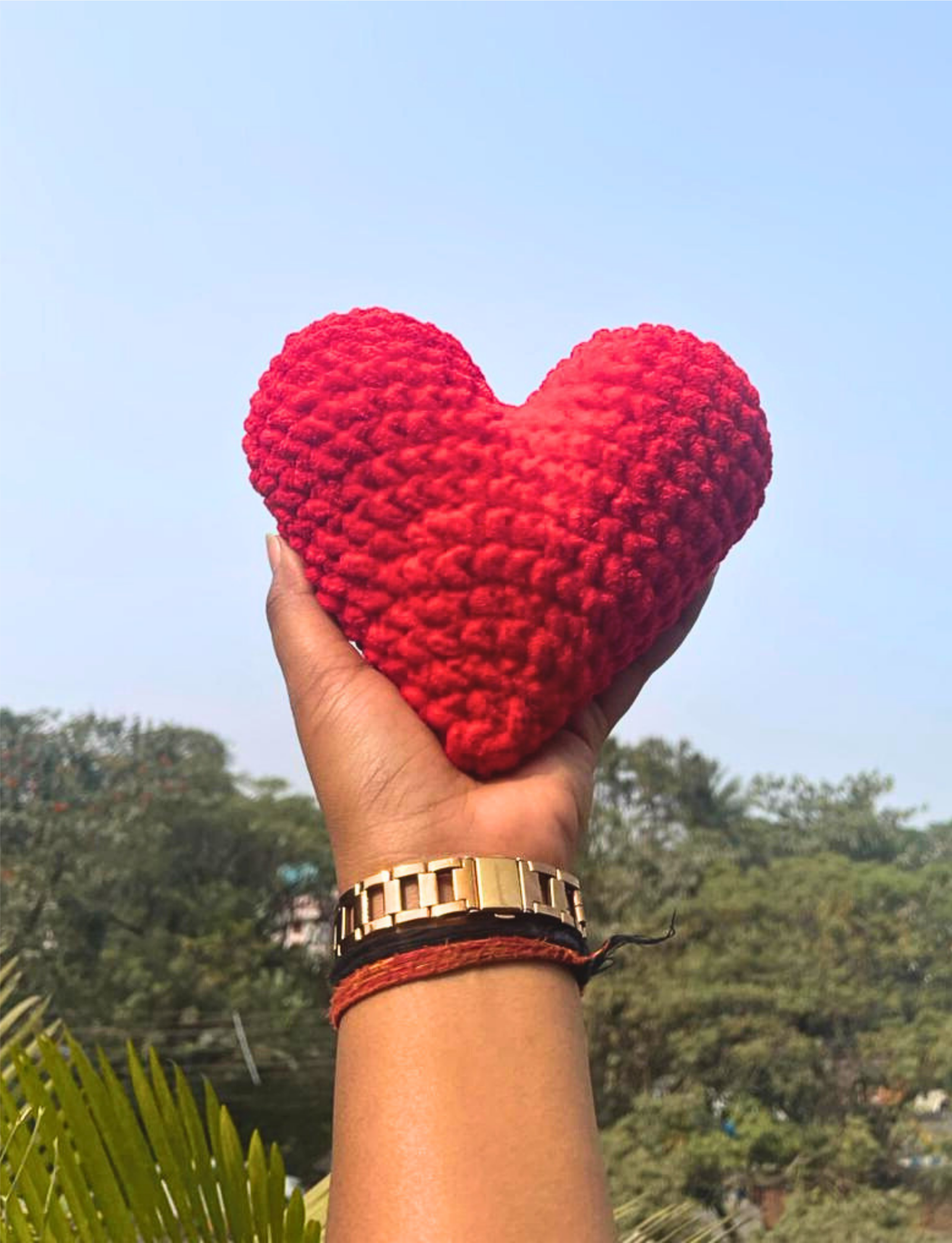 Handmade crochet heart plush by Tenderly Handmade, cute heart soft toy gift for girlfriend, valentine and handmade gift India